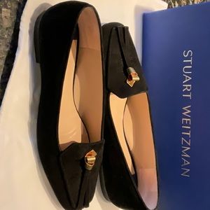 Womens Stuart Weitzman Black suede slip knot flats.
